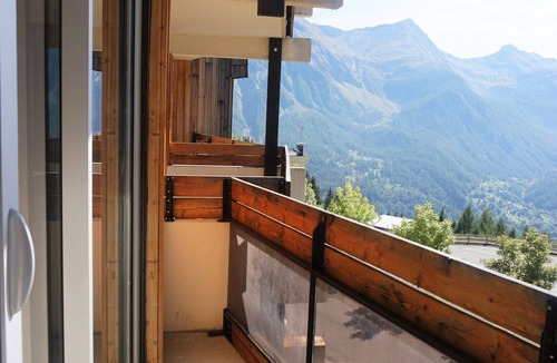 Orcieres-Merlette Apartment | Cozy studio cabin 27 m² - 4 people, close to slopes and shops