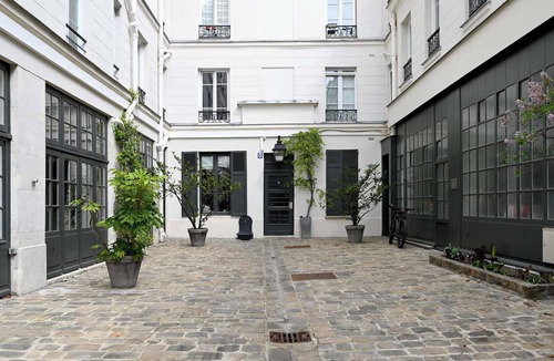 Quartier des Invalides Apartment | Cozy Studio for 3 Steps from the Best Attractions
