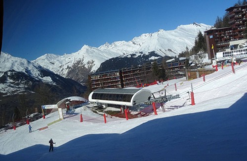 Arc-1600 Apartment | Cozy studio Arc 1600, ski-in/ski-out, perfect for 2, WiFi included