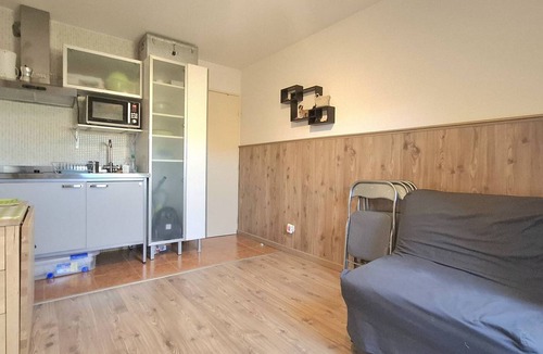 Pyrenees 2000 Apartment | Cozy Studio with South-Facing Balcony, Centrally Located, Sleeps 2 Adults + 1 Child