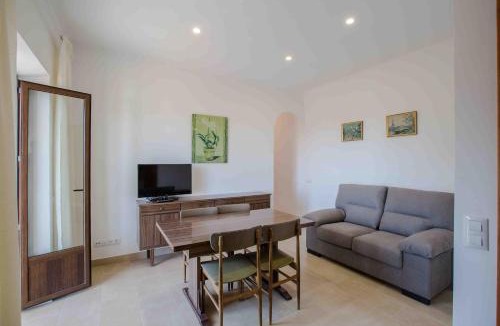 Creixell Apartment | Creixell Sea Views