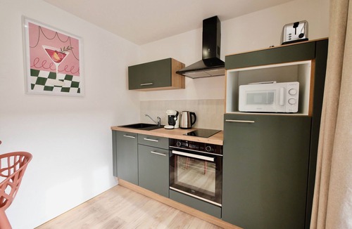 Carentan Apartment | D-DAY SUITES - carentanlocation.fr: DUNE - Downtown - Sleeps 4/2 min from the train station