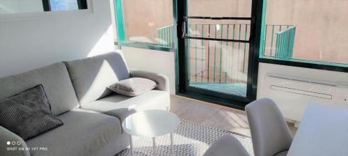 Gambetta Apartment | Dana centre mer 23