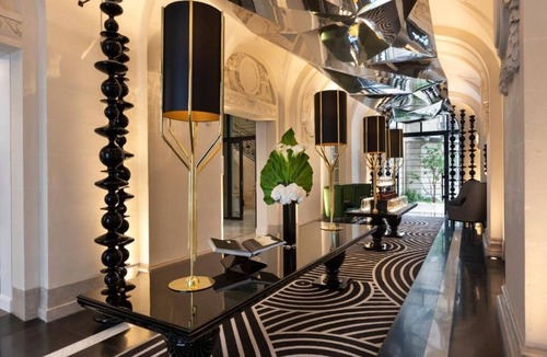Champs-Elysees Apartment | Deluxe Room With Aircon In Champs Elysees