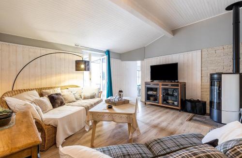 Vertheuil Villa | Demeure en pierre avec piscine