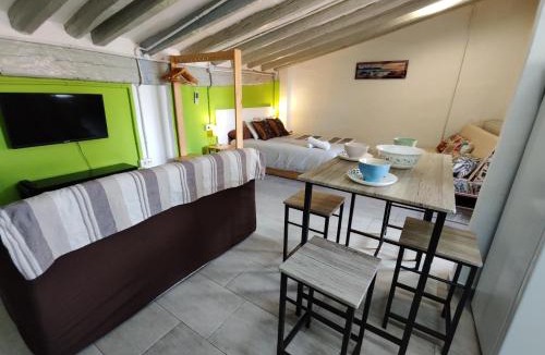 Reus Apartment | Desvan sobre edificio del siglo XVIII