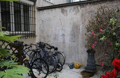 Quartier de la Roquette Apartment | Dog-friendly Loft Petion