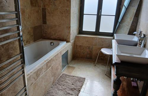 Chambon-le-Chateau Bed & Breakfast | Dolce Vita
