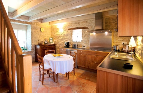 Septfonds House | Domaine de fangal 4* - 10p - dovecote+house, air-conditioned, private 25 m pool