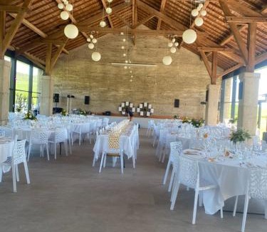 Ourches Bed & Breakfast | domaine des CHABRIERS