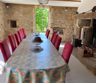 Ourches Bed & Breakfast | domaine des CHABRIERS