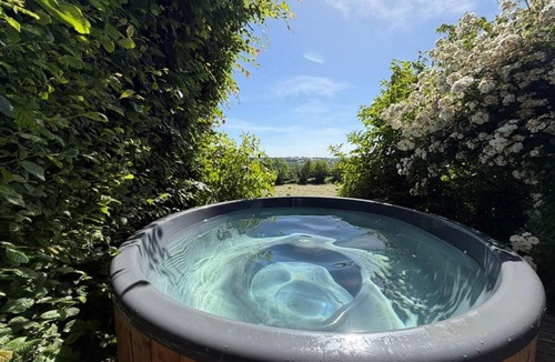 Tauves House | Domaine des Roses - Gîte Annabelle