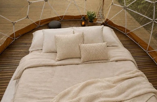 Vialas Other | Dome Under the Stars | River 2 Minutes Away & Bali-Style Shower | Pets