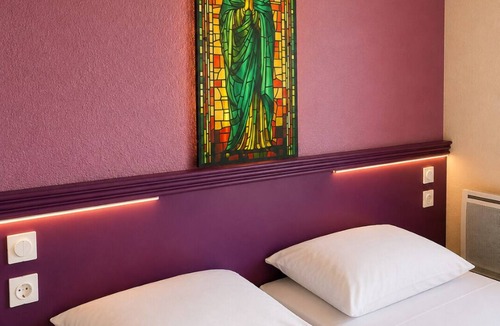 Lourdes Hotel | DOMUS Hostel l'Etoile