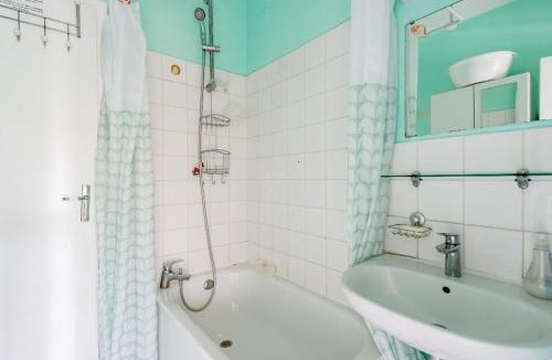 Petit-Ivry Apartment | Double bedroom with shared kitchen & bathroom, Paris