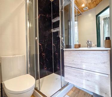 Aragnouet Apartment | Douce Écorce | Jacuzzi & Sauna – Le Sylvestre