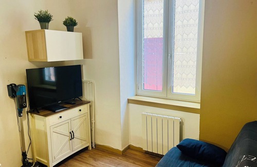 Ax-les-Thermes Apartment | Downtown Ax-les-Thermes close to cable cars and thermal baths
