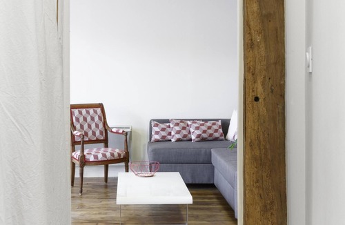 Centre Apartment | DRÔLES DE DAMES - Nid Douillet dans le Centre