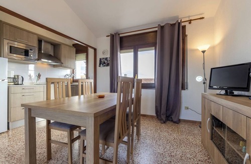 Clara Apartment | Drassanes III by Interhome