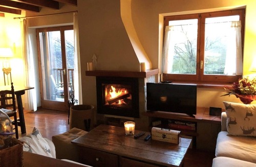Palau-de-Cerdagne Apartment | Duplex 3 rooms 7 Pax, Pool, Fireplace, Views & Wi-Fi