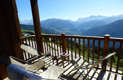 Bisanne 1500 Apartment | Duplex 4-room with indoor pool, parking, 8 people, near Les Saisies