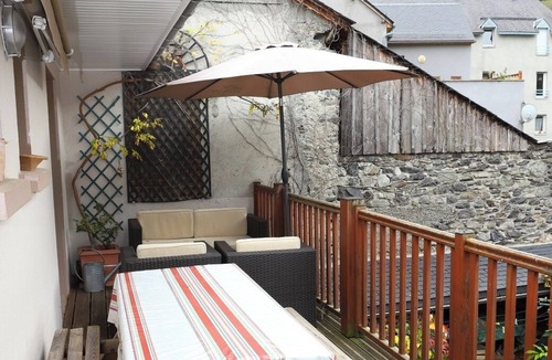 Luz-Saint-Sauveur Apartment | Duplex apartment on 1st floor in village house close to center.