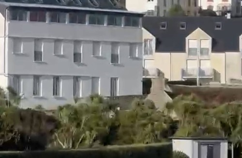 Audierne Apartment | Duplex apartment with sea view, 2 minutes from the beach