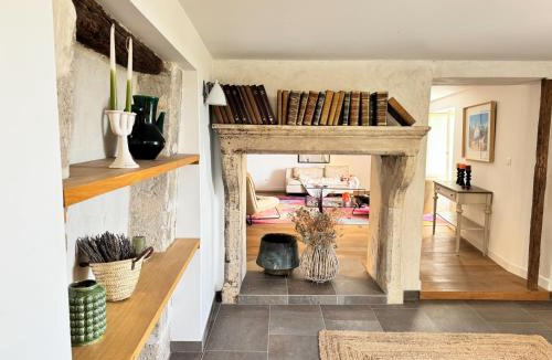 Grignan House | Duplex de la Glacière Maison Châteaux & Lavandes