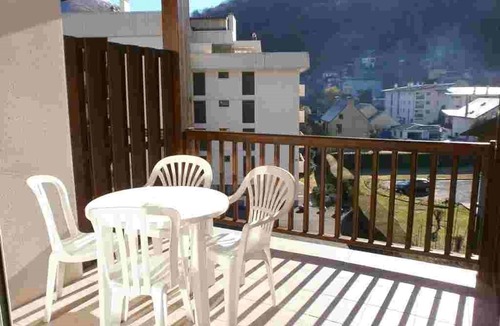 Saint-Lary-Soulan Apartment | Duplex for 6 with Balcony & Parking in Saint-Lary-Soulan