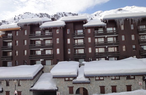 Meribel-Mottaret Apartment | Duplex for 6 with Wifi and Pets Allowed, Méribel