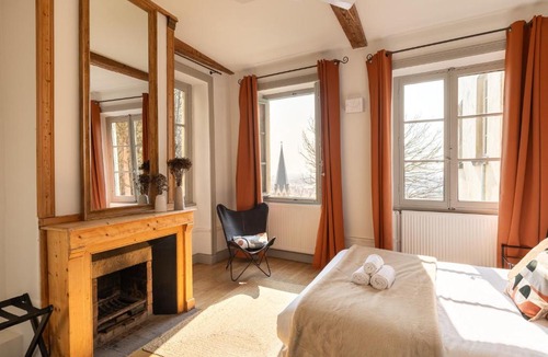 Old Lyon Apartment | Duplex Jardin Privé et Vue sur le Vieux-Lyon