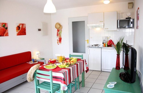 Saint-Cyprien Plage Cottage | Duplex Maisonette in Saint-Cyprien