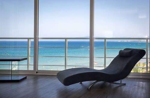 Salou City Centre Apartment | Duplex with a Jacuzzi and sea view - Only Families