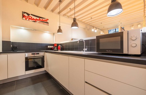 Saint-Merri Apartment | Duran Duran, 3BR/2BA, 6 personnes