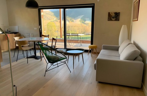Saillans Apartment | Eco-Friendly and Contemporary Charming Gîte