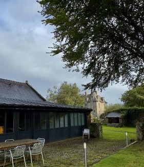 Lannilis House | Ecolodge du chateau