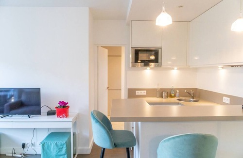 7th Arrondissement Apartment | Eiffel Tower Amélie Residence