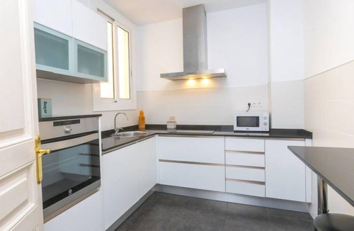 Dreta de l'Eixample Apartment | Eix.Dret:Roger de LLuria/Valencia by Interhome