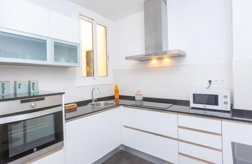 Dreta de l'Eixample Apartment | Eix.Dret:Roger de LLuria/Valencia by Interhome