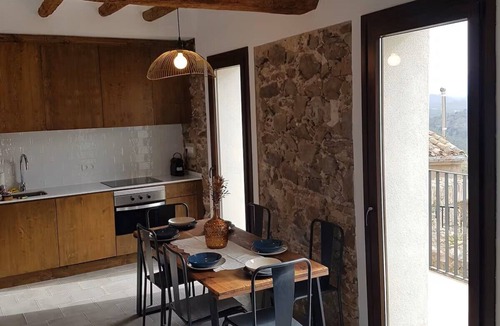 Gratallops House | El Corralet del Lloar, views to the Montsant and Priorat wines.