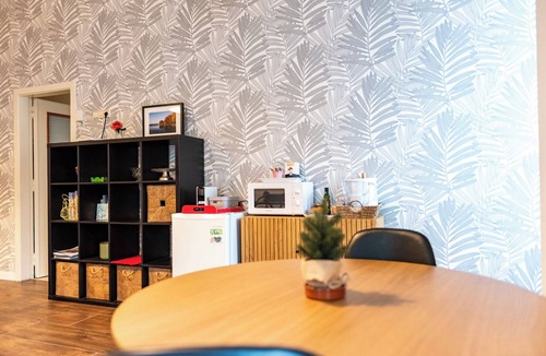 Lleida Bed & Breakfast | El jardí de l'avet