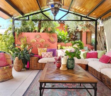 Castejon de Monegros House | El Jardin de Gala