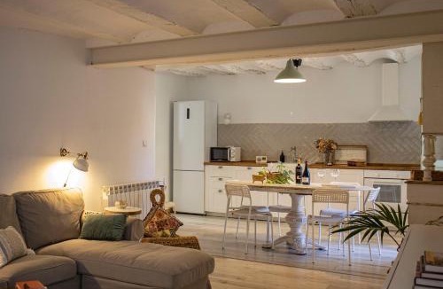 Corera House | El Sol del Membrillo