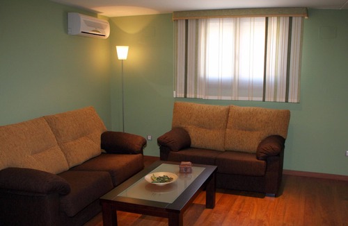 Campo de Criptana Apartment | EL YELMO DE MAMBRINO HOUSE - SOLANO (Maximum 2 adults + 2 children)