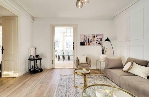 Eixample Apartment | Elegant Apartment with Spectacular Views of Casa Milà on Passeig de Gràcia