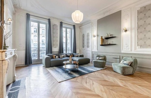 L'Europe Apartment | Elegant Parisian Retreat: Spacious Four-Bedroom Apartment Near Opera Garnier