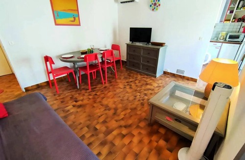 Le Port Apartment | Elegant Three-Bedroom Apartment with Air Conditioning, Terrace, and Parking in a Residential Complex in Le Port 6CPORT18