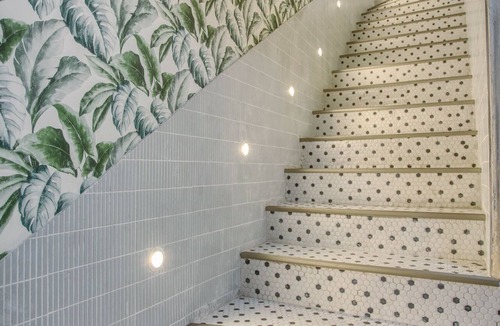 Quartier du Mail Apartment | Elegant Triplex -Center of Paris - Aircon -10 people