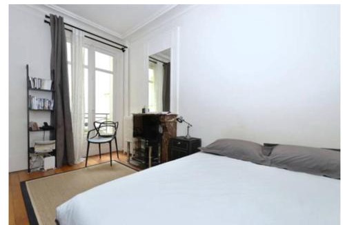 Saint-Thomas-d'Aquin Apartment | En plein cœur de St germain dès Prés