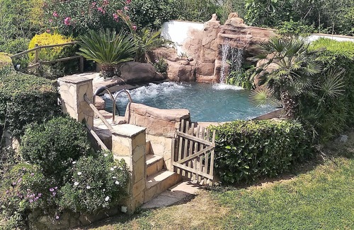 Piera House | Entire house near Barcelona ideal families and groups. Guaranteed fun.